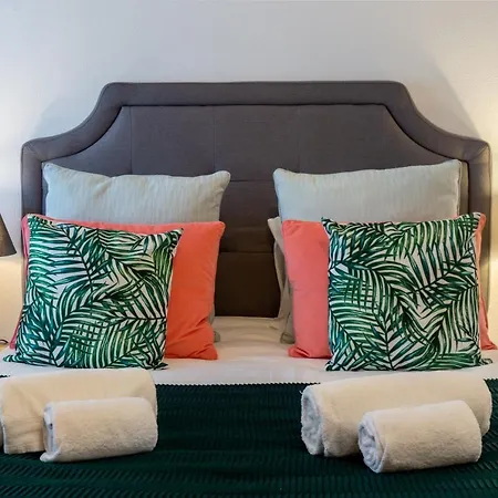 General Rocadas - Graca • Chic Sunny Apartment *