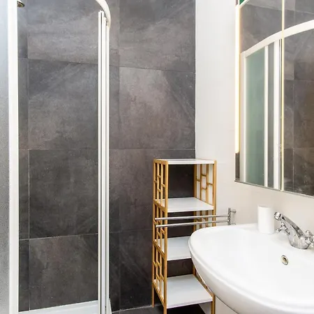 Apartment General Rocadas - Graca • Chic Sunny